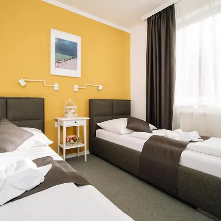 アパート Topaz Apartmanhazak