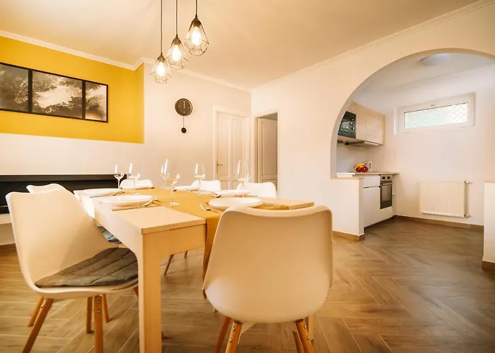 Appartement Topaz Apartmanhazak Balatongyörök