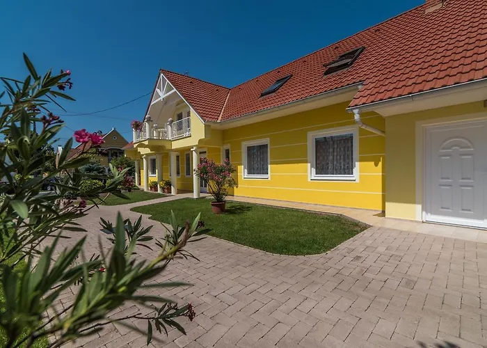 Appartement Topaz Apartmanhazak Balatongyörök